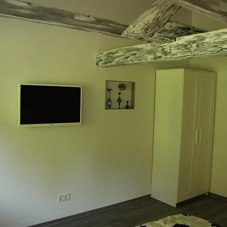 Apartamento Ferienwohnung Zur Pappelallee Greifswald